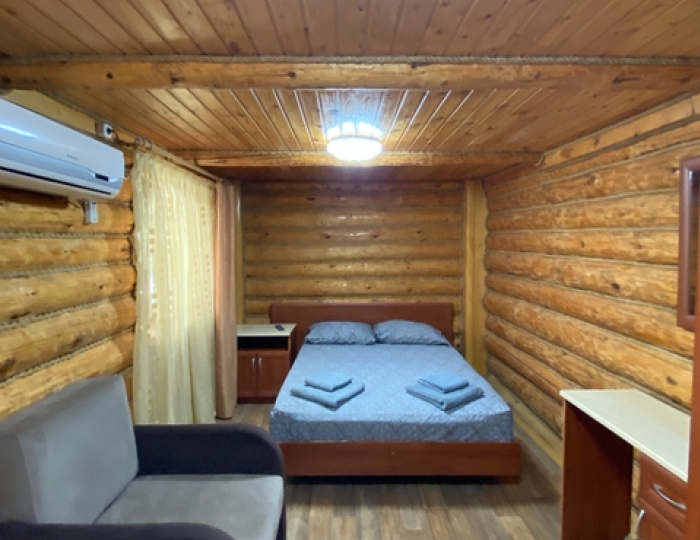 5-мест. (разм. в 6-мест.) дом № 6 - База отдыха «ЮгРа»