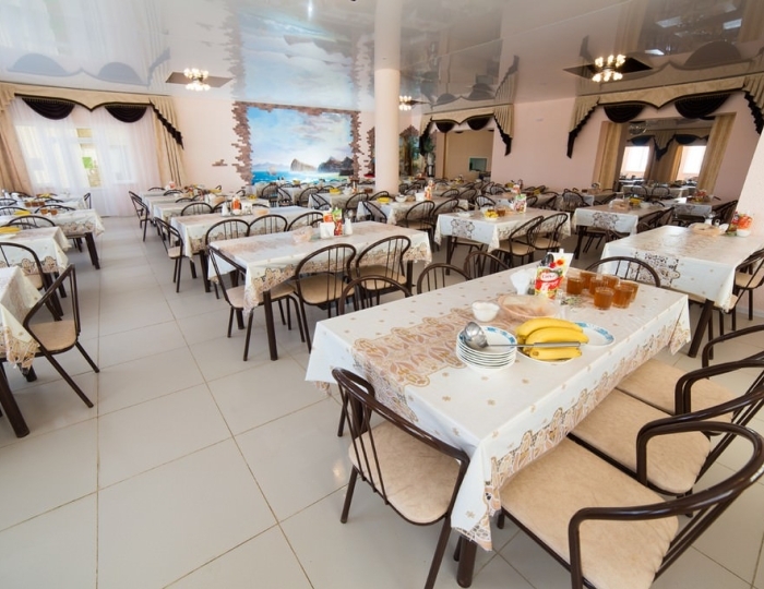 Столовая - База отдыха «ЮгРа»